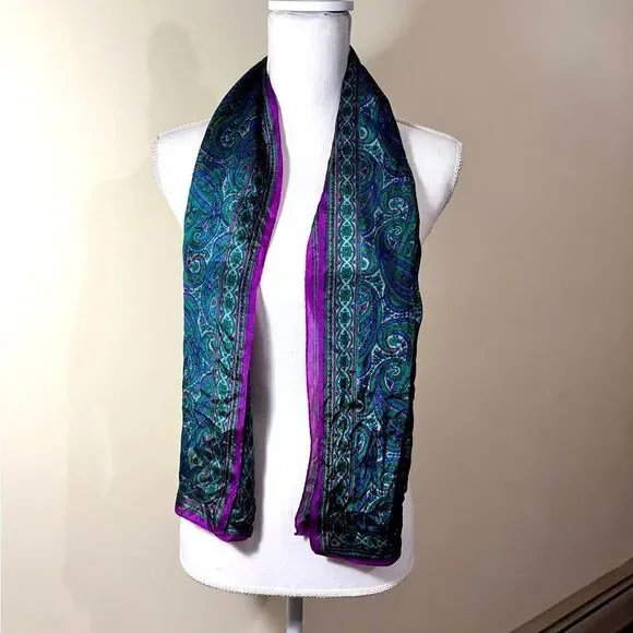 Vintage Harvé Benard Green and Purple Paisley Silk evening scarf - Picture 4 of 11